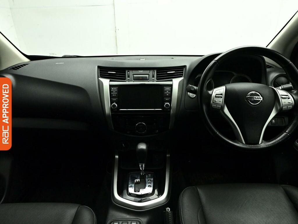 Nissan Navara 2.3 Dci Tekna Pickup Double Cab 4W SK21YPU Grey #2