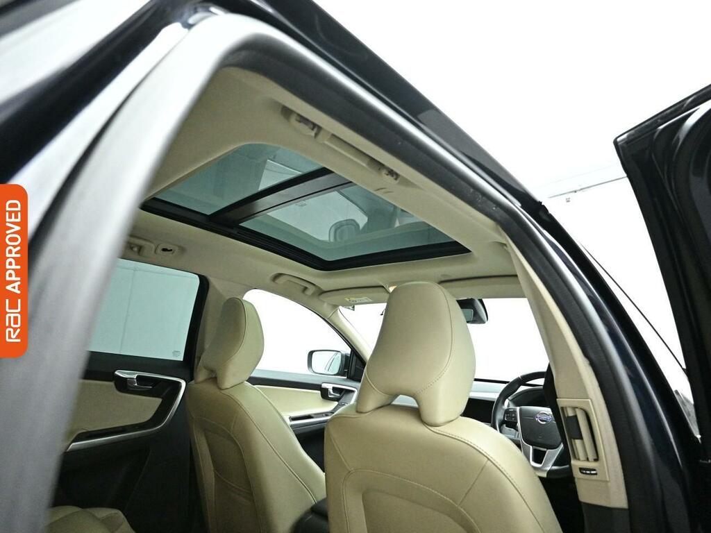 Volvo XC60 2.0 D4 Se Lux Nav Suv Euro 6 Ss FY16AXU Blue #3