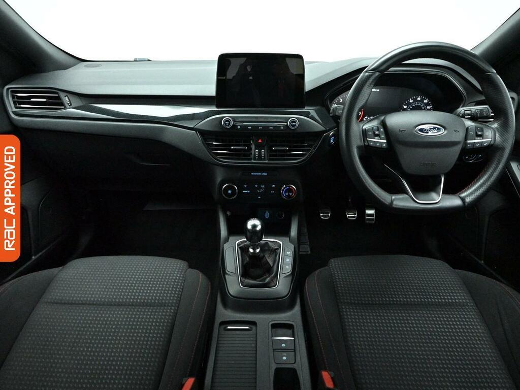 Ford Focus 1.0T Ecoboost St-line Hatchback YP20UCY White #2