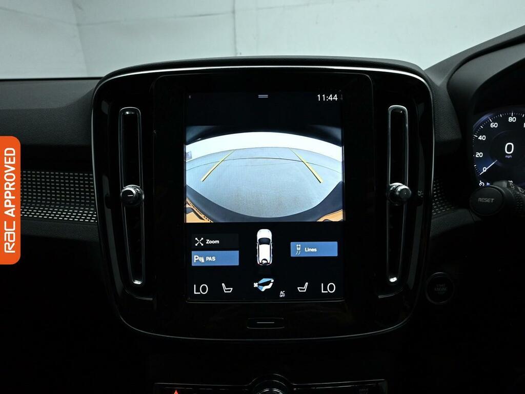 Volvo XC40 1.5H T5 Recharge 10.7Kwh Ultimate Dark Suv Pet YR22MFX Black #3
