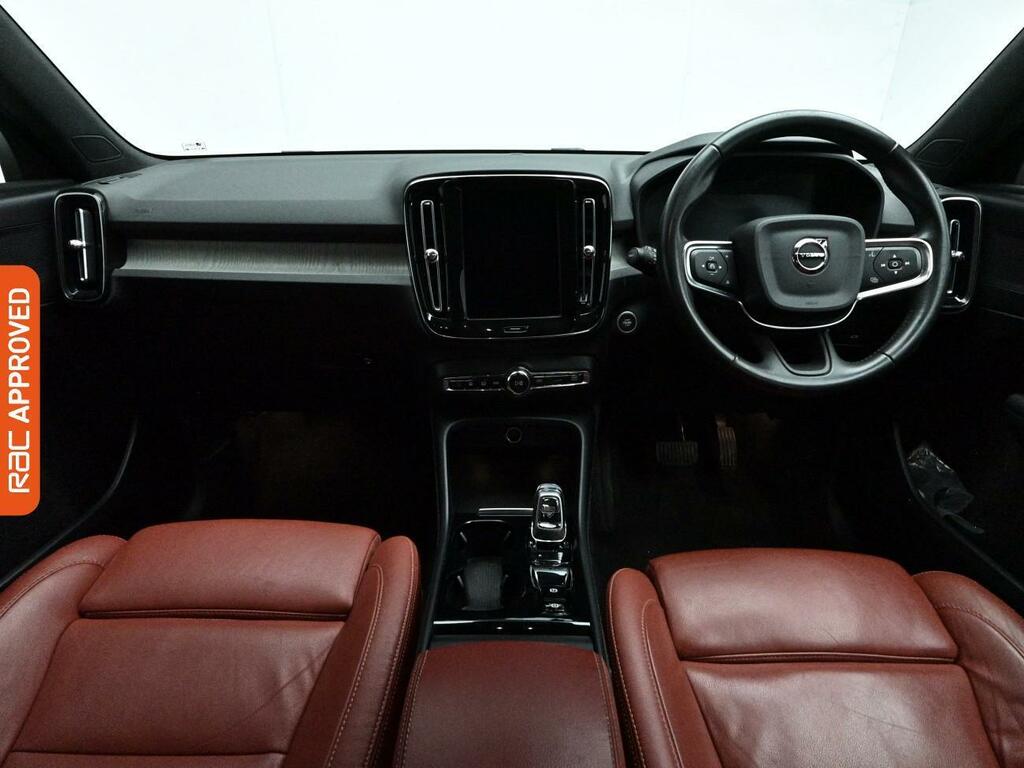 Volvo XC40 2.0 B4 Mhev Inscription Pro Suv Hybrid YP70NFL White #2