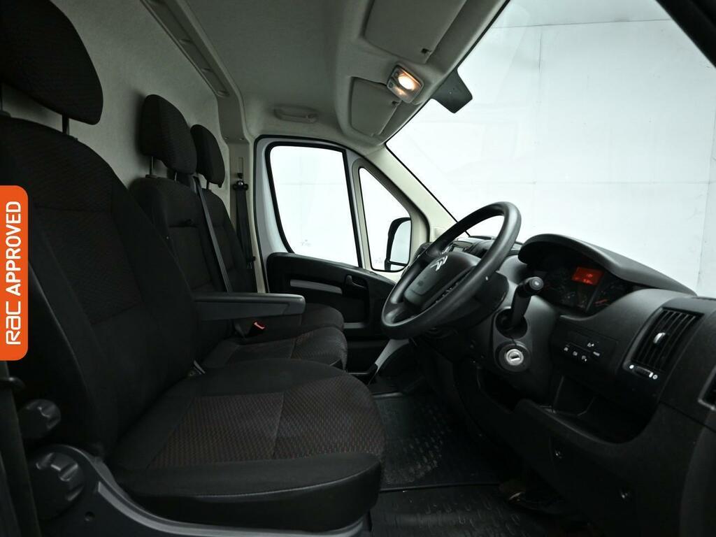 Citroen Relay 2.2 Bluehdi 35 Enterprise Panel Van Man WJ72XRF White #2
