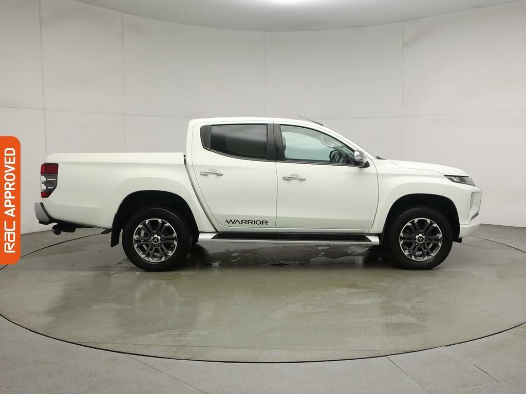 Mitsubishi L200 2.2 Di-d Dc Warrior Pickup Double Cab M NX70OXN White #4