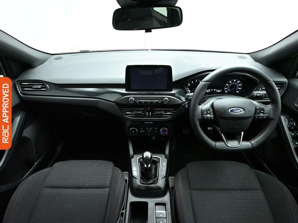 Ford Focus 1.0T Ecoboost St-line Hatchback BG19RXJ Red #2