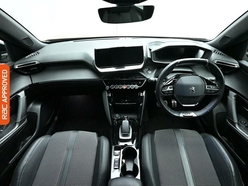 Peugeot e-2008 50Kwh Gt Suv 136 Ps PL21RYO Orange #2