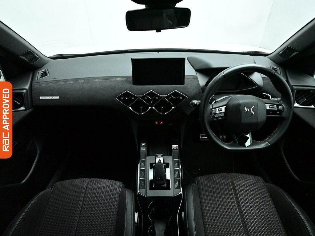 DS DS 3 Crossback 1.2 Puretech Performance Line Crossback CJ71AHA White #2