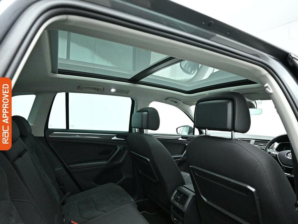 Volkswagen Tiguan 2.0 Tdi Sel Suv Dsg Euro 6 Ss 150 P VU69FLA Grey #3