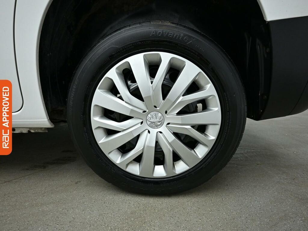 Peugeot Partner 1.5 Bluehdi 1000 Professional Premium Standard Pan CA71DFZ White #3