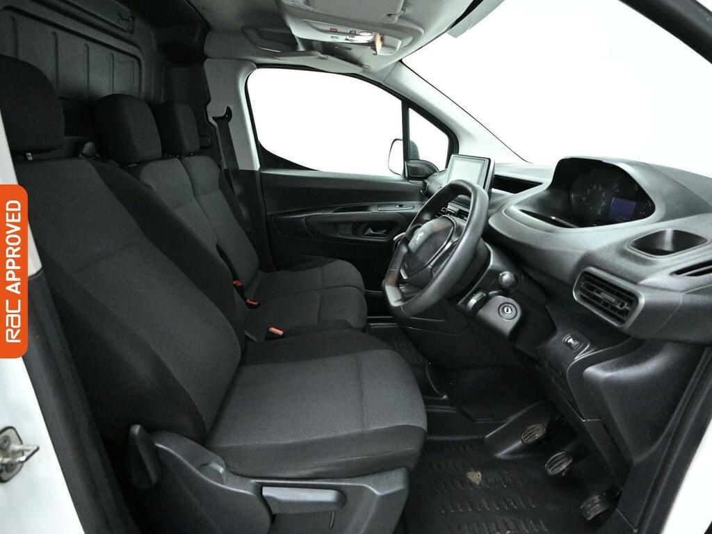 Peugeot Partner 1.5 Bluehdi 1000 Professional Premium Standard Pan CA71DFZ White #2