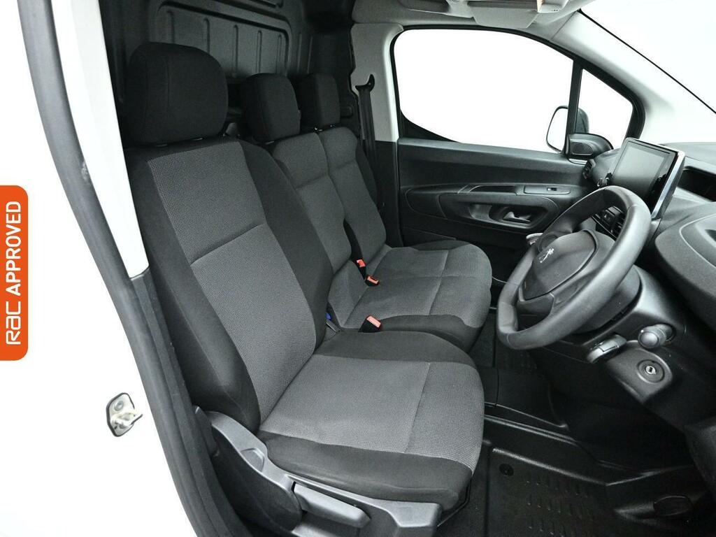 Peugeot Partner 1.5 Bluehdi 1000 Professional Premium Standard Pan AF22BGU White #2