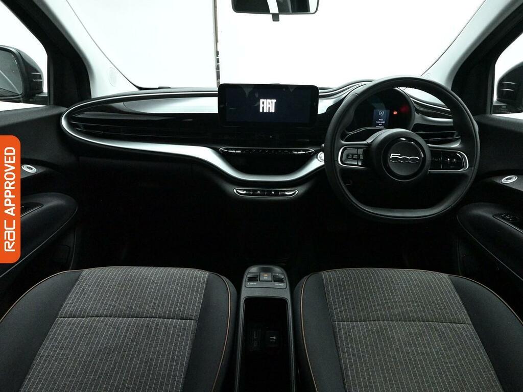 Fiat 500E 42Kwh Icon Hatchback 118 Ps MX22ZHC Black #2