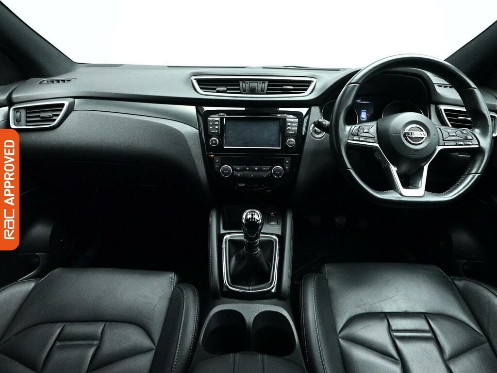 Nissan Qashqai 1.6 Dig-t Tekna Suv Euro 6 Ss HF18OPH Black #2