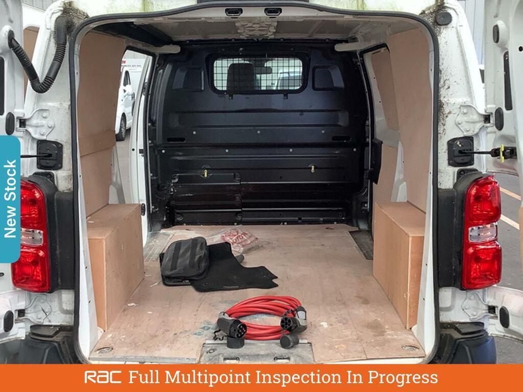 Toyota PROACE 50Kwh Icon Medium Panel Van 6Dr Mwb White #4