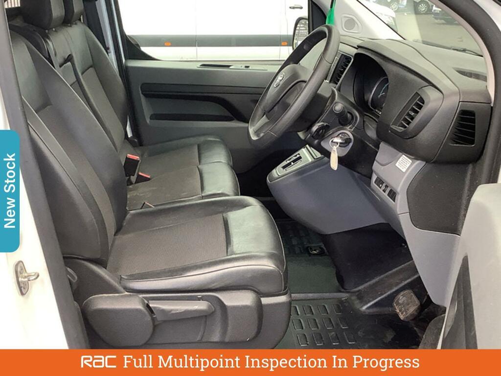 Toyota PROACE 50Kwh Icon Medium Panel Van 6Dr Mwb White #2