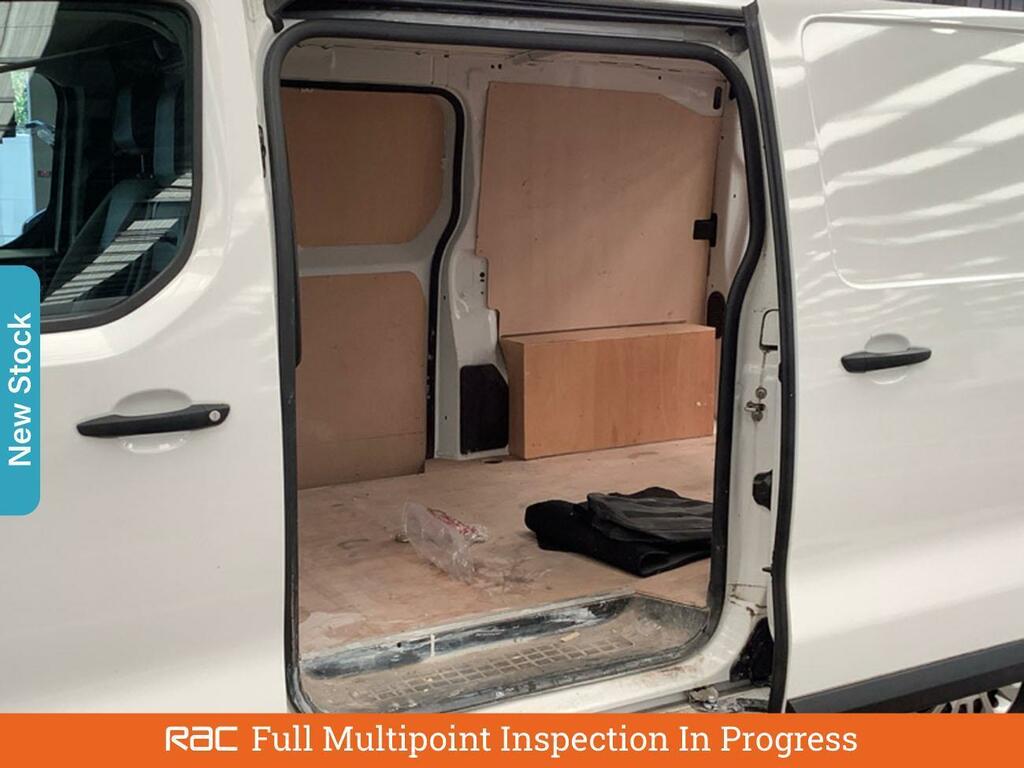 Toyota PROACE 50Kwh Icon Medium Panel Van 6Dr Mwb White #3