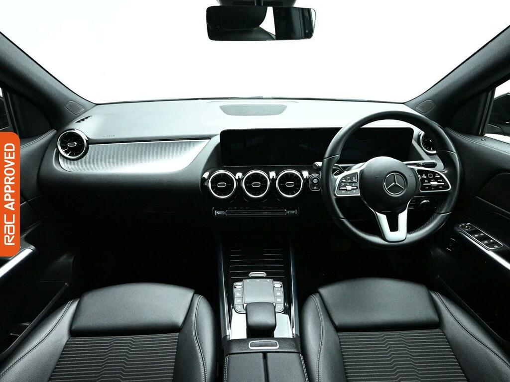 Mercedes-Benz GLA Class 1.3 Gla200 Sport Executive Suv 7G-dct EO21XWE Black #2