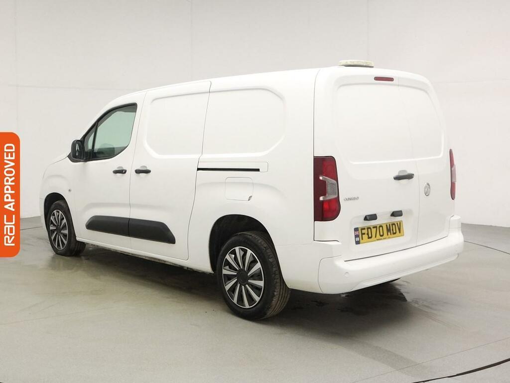 Vauxhall Combo 1.5 Turbo D 2300 Sportive Panel Van Man FD70MDV White #5