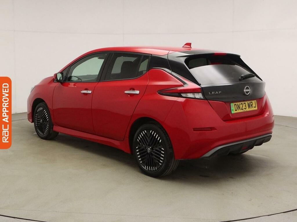 Nissan Leaf 59Kwh E Tekna Hatchback 217 Ps DN23WRJ Red #4