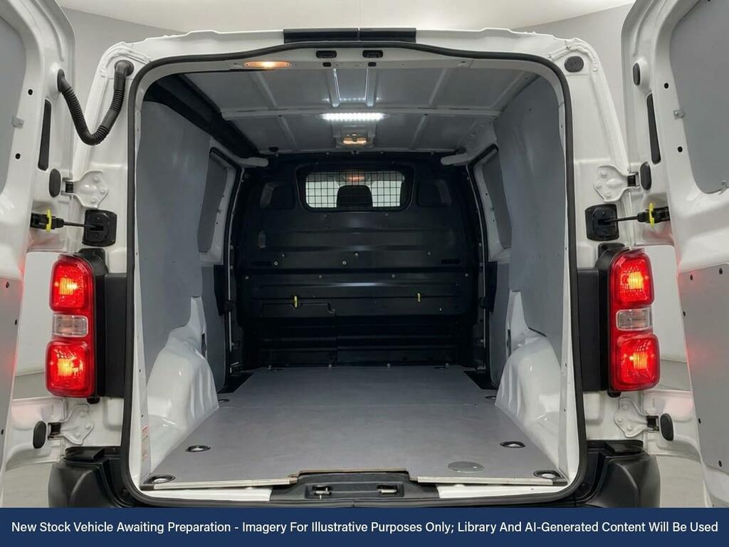 Toyota PROACE 2.0D Icon Long Panel Van 6Dr Lwb Eur White #3
