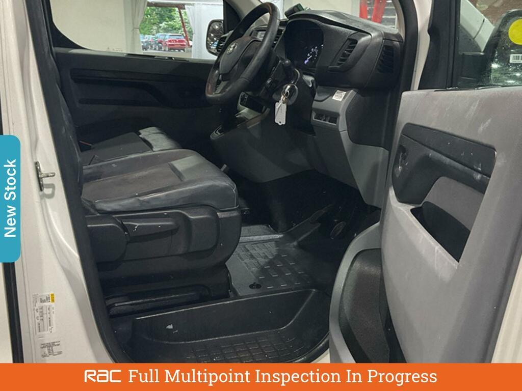 Toyota PROACE 2.0D Icon Long Panel Van 6Dr Lwb Eur White #2