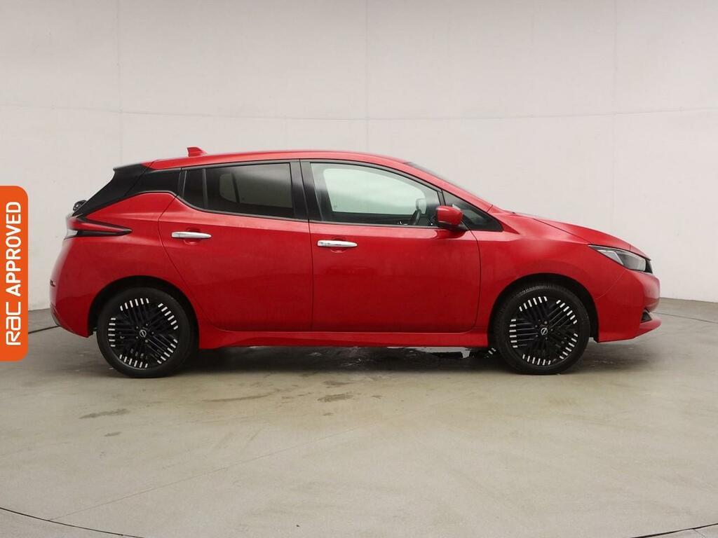 Nissan Leaf 59Kwh E Tekna Hatchback 217 Ps DV22TXG Red #5