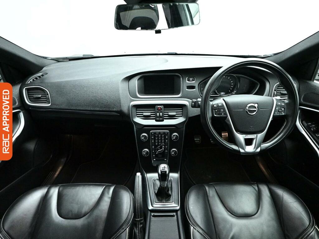 Volvo V40 2.0 T2 Gpf R-design Pro Hatchback Manua KL18MWV Silver #2