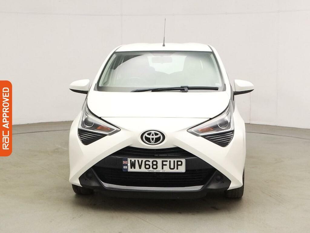 Toyota Aygo 1.0 Vvt-i X-play Hatchback Euro WV68FUP White #6