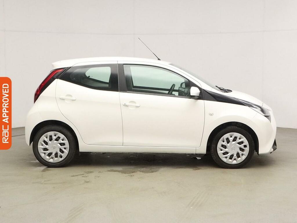 Toyota Aygo 1.0 Vvt-i X-play Hatchback Euro WV68FUP White #5