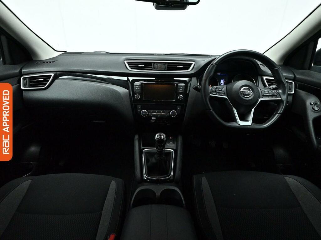Nissan Qashqai 1.3 Dig-t Acenta Premium Suv Eur KT69ZVU Grey #2