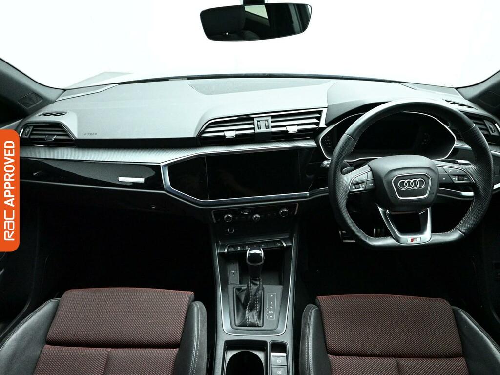 Audi Q3 1.5 Tfsi Cod 35 Black Edition Suv S Tro VN22MTF Grey #2