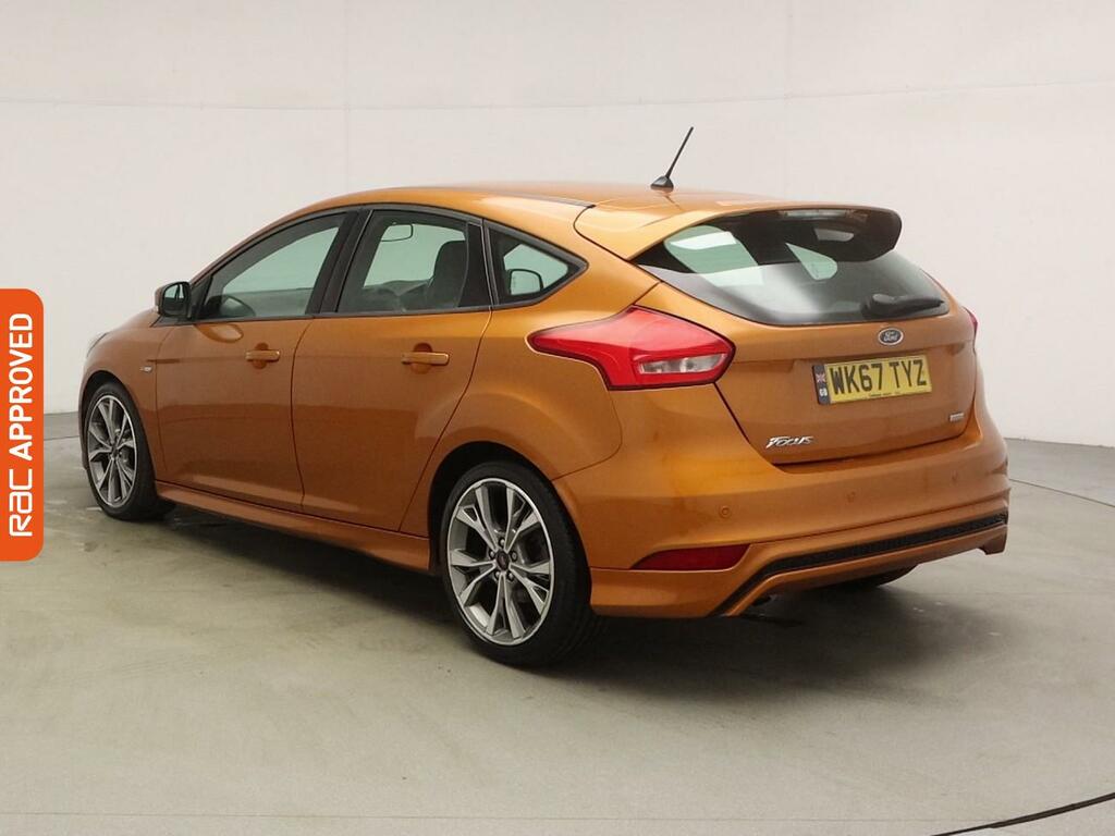 Ford Focus 1.0T Ecoboost St-line Hatchback WK67TYZ Orange #4