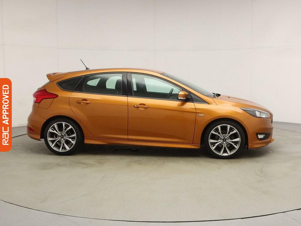 Ford Focus 1.0T Ecoboost St-line Hatchback WK67TYZ Orange #5