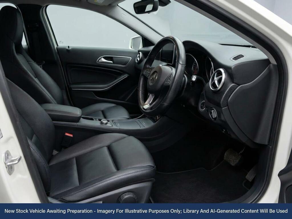 Mercedes-Benz A Class 2.1 A200d Sport Premium Hatchback 7G- CH56WAT White #3
