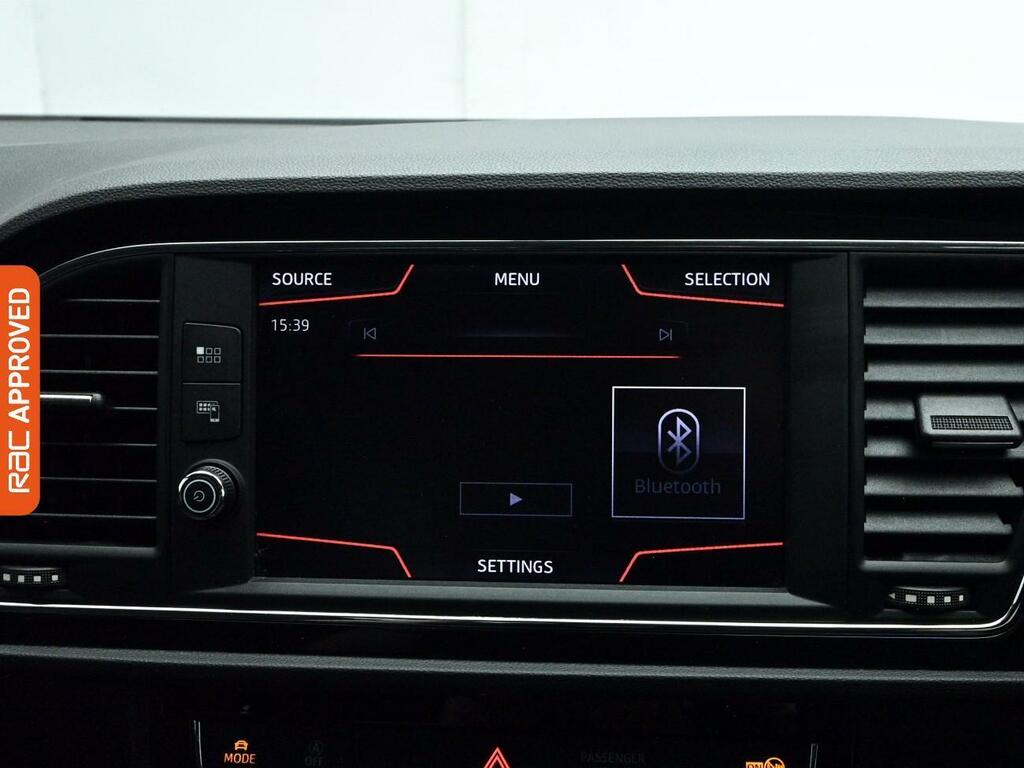 Seat Leon 1.4 Tsi Fr Technology Hatchback DE17GYX Black #3