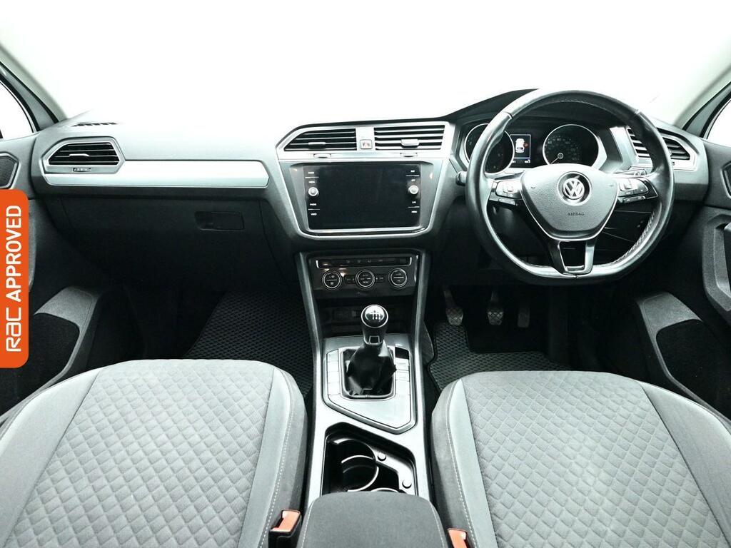 Volkswagen Tiguan 2.0 Tdi Se Navigation Suv Euro 6 WG68KFL White #2