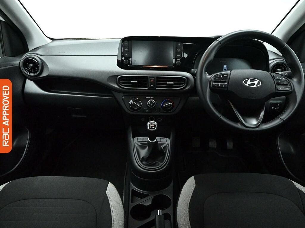 Hyundai I10 1.0 Advance Hatchback Euro 6 S HV24JYF White #2