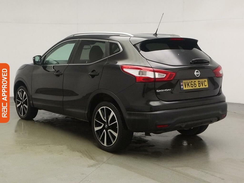 Nissan Qashqai 1.6 Dci Tekna Suv 2Wd Euro 6 S VK66BVC Black #4