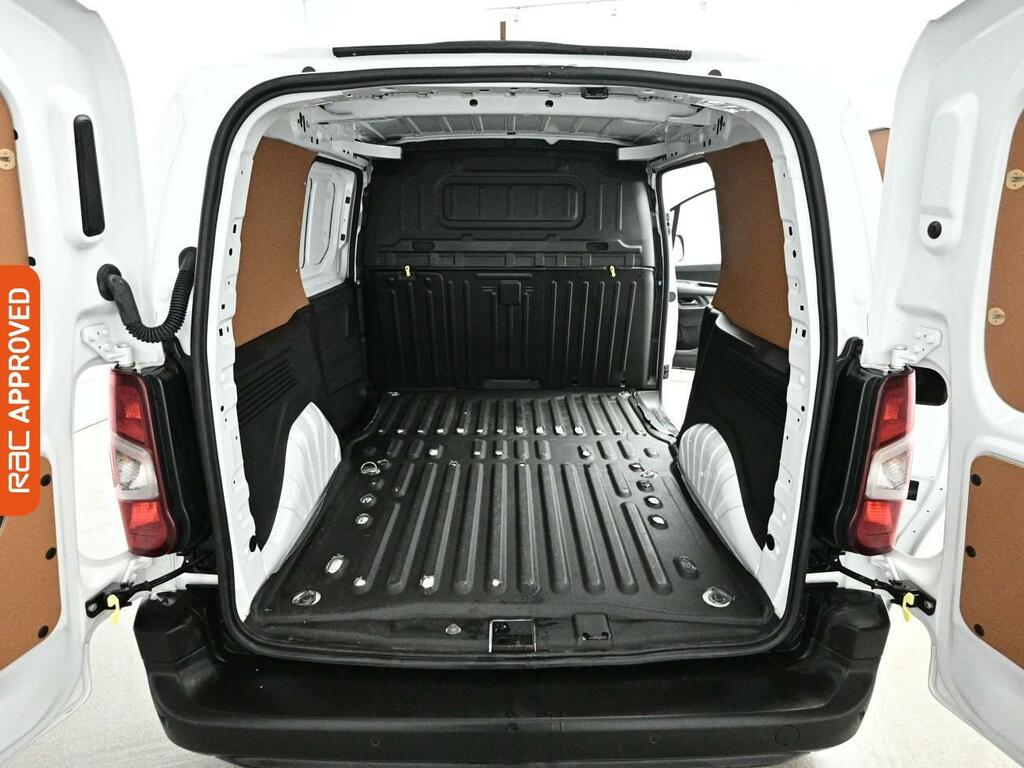 Toyota Proace City 50Kwh Icon Short Panel Van Swb PX72YZW White #3