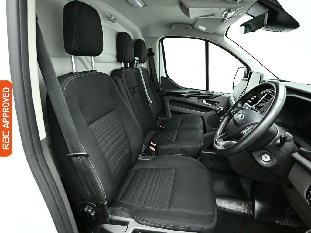 Ford Transit Custom 2.0 320 Ecoblue Limited Panel Van Manua YR23AYX White #2