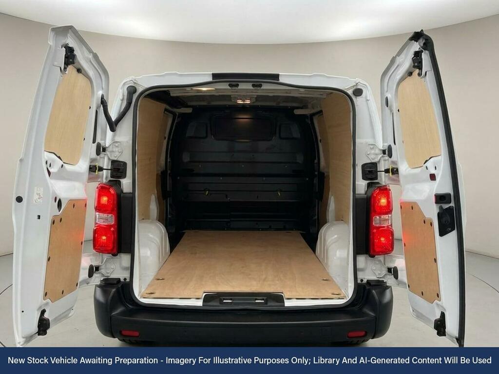 Vauxhall Vivaro 1.5 Turbo D Pro XL Panel Van 6Dr Lwb FD74XNG White #4
