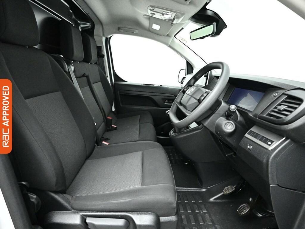 Vauxhall Vivaro 1.5 Turbo D Pro XL Panel Van 6Dr Lwb FD74XNG White #2