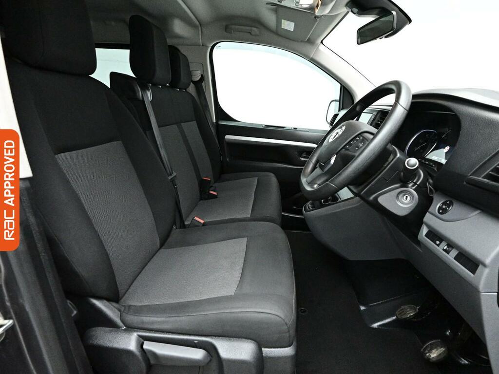 Vauxhall Vivaro 2.0 Turbo D 3100 Elite Crew Van Double Cab Die Grey #2