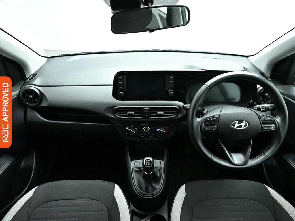 Hyundai I10 1.0 Advance Hatchback Euro 6 S HV24JYG White #2