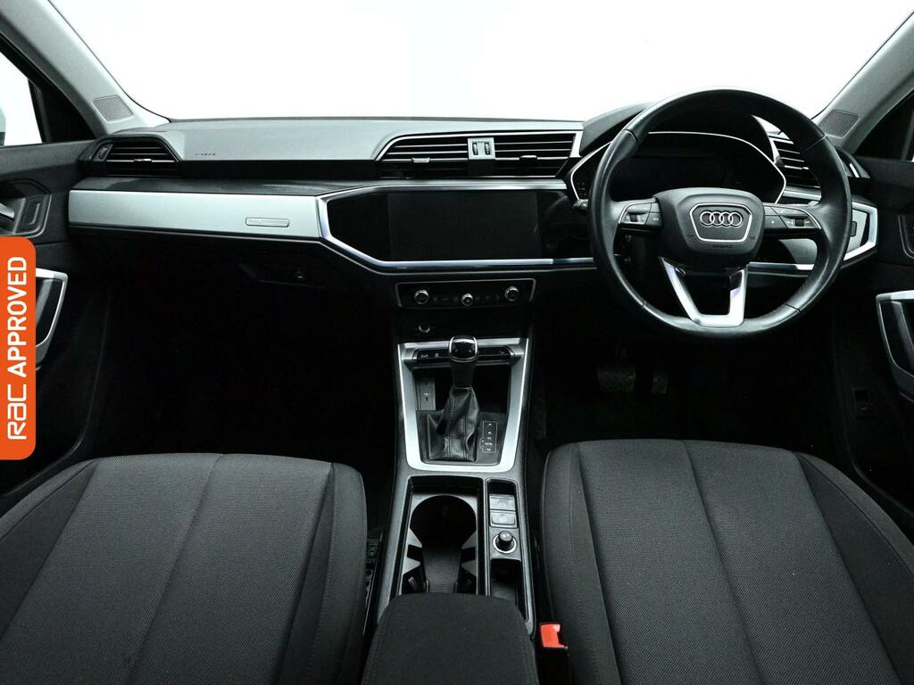 Audi Q3 1.5 Tfsi Cod 35 Technik Suv S Tronic Eu RJ23WNX White #2