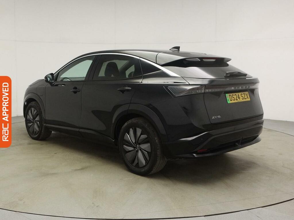 Nissan Ariya 63Kwh Advance Suv 7.4Kw Charger Black #3