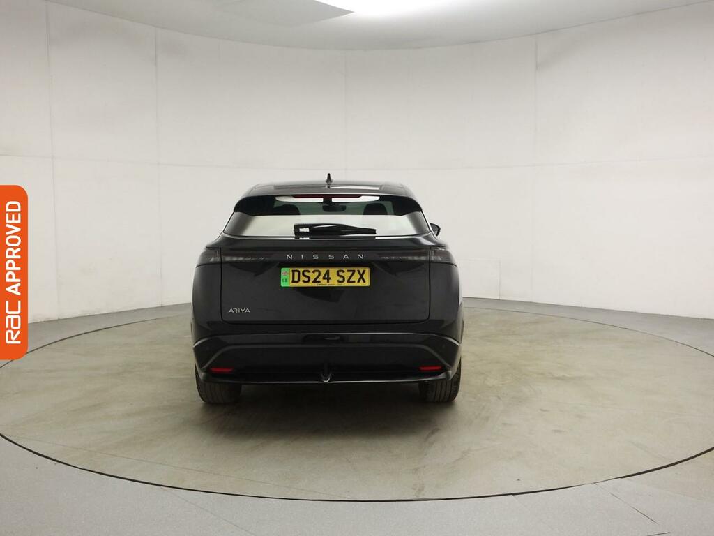 Nissan Ariya 63Kwh Advance Suv 7.4Kw Charger Black #6
