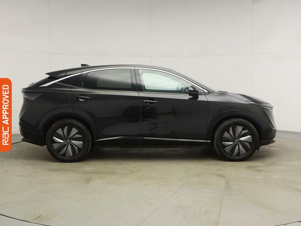 Nissan Ariya 63Kwh Advance Suv 7.4Kw Charger Black #4