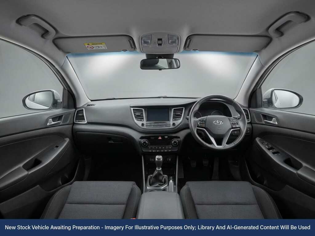 Hyundai Tucson 1.6 Gdi Blue Drive Se Nav Suv Eu CE67ZTB Blue #5