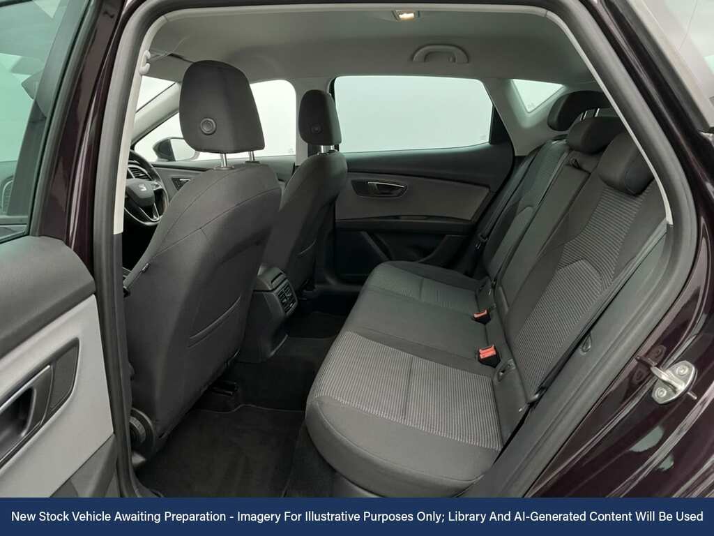 Seat Leon 1.5 Tsi Evo Se Dynamic Hatchback Purple #2