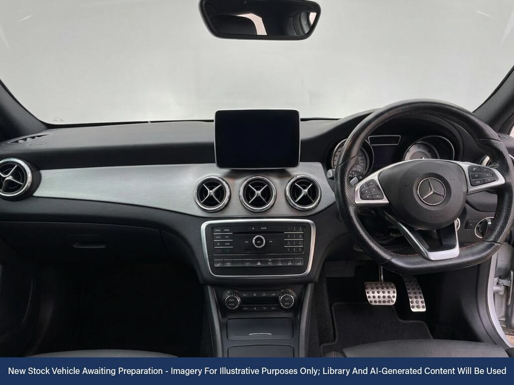 Mercedes-Benz GLA Class 2.1 Gla220d Amg Line Premium Suv 7G-d PF16UJB Silver #5